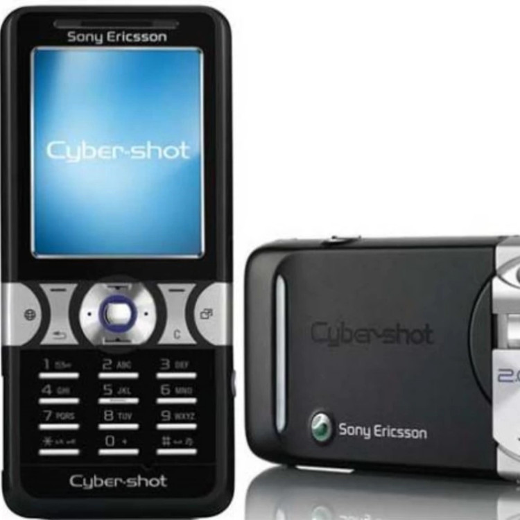 قاب سونی اریکسون k550 اصل کره باشاسی sony Ericsson k550 کیبورد فارسی درب پشت ارسال رایگان