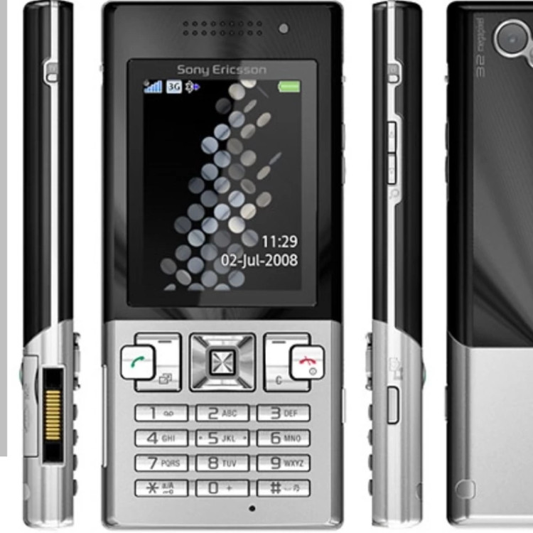 قاب سونی اریکسونT700 گوشی اصل کره باشاسی sony Ericsson t700 کیبورد درب پشت ارسال رایگان
