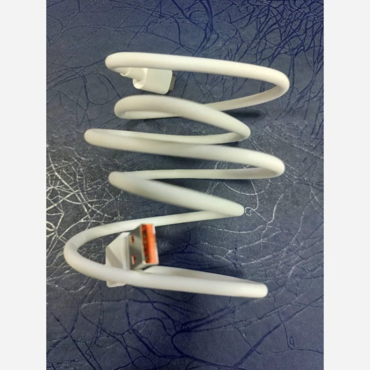 کابل شارژ شیائومی اورجینال اعشعار زن xiaomi شیائومی ریزشمار دار و بارکد دار گارانتی دارد