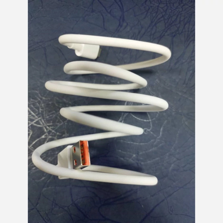کابل شارژ شیائومی اورجینال اعشعار زن xiaomi شیائومی ریزشمار دار و بارکد دار گارانتی دارد