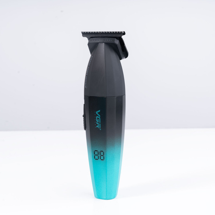 ماشین اصلاح موی سر و صورت وی جی آر مدل V-906 با تیغه سرامیکی پوشش DLC، موتور 9000 دور در دقیقه، باتری 2000 میلیآمپر ساعت با 240 دقیقه عمر شارژ، صفحه نمایش LED، طراحی ارگونومیک و مقاوم، قابلیت صفرزن، خط زن و حجم زن